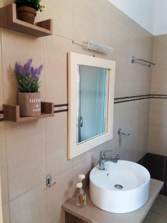 Lovely View Apartments Himare Exterior photo